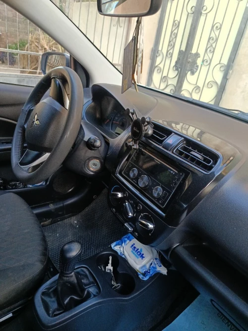 Mitsubishi Mirage 2022 Star