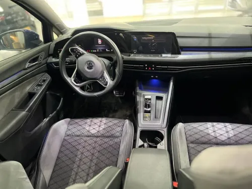 Volkswagen Golf 8 2021 R-Line