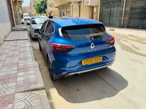Renault CLOI5 2022 Rs line