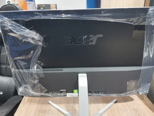 27"All in one acer  aspire c27  i5_10em 256ssd 1tb hdd 16 go