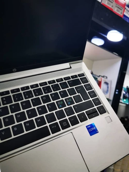 HP ProBook 640 G8 14" FHD, Intel Core i5 1135G7 -20Gb Ram - 256Gb - Intel Iris Xe Graphics