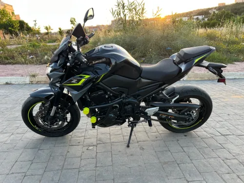 Kawazaki Z900 2024