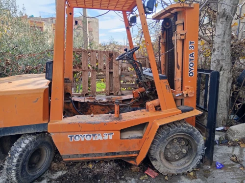 تويوتا Toyota Clark 3 tonne 1998