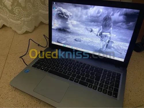 Asus i3