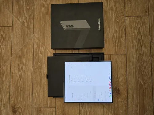 Samsung Galaxy Z Fold 6
