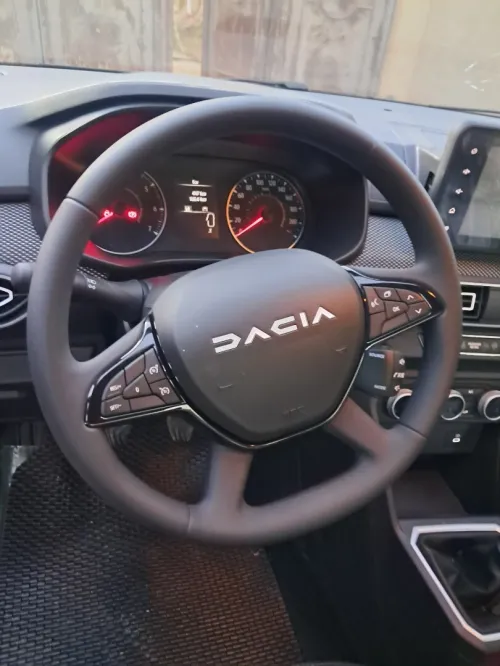 Dacia Logane 2025 