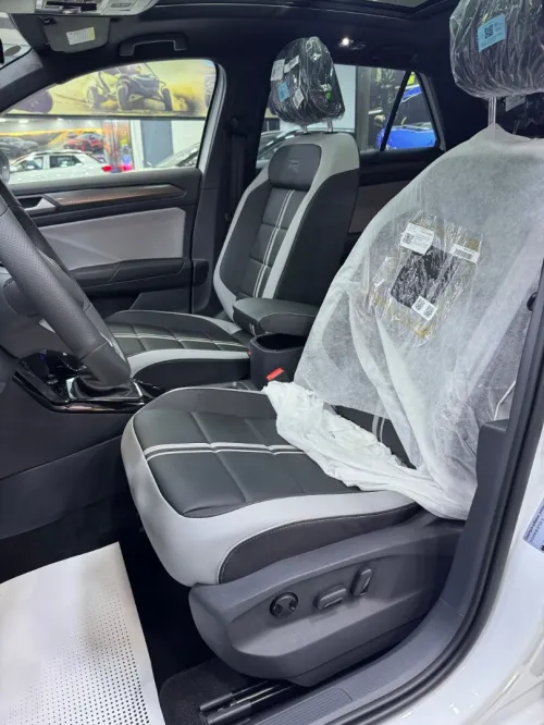 Volkswagen T-Roc 2025 R-Line 