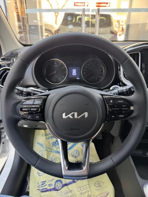 Kia KX1 2025 Kia KX1 Luxury