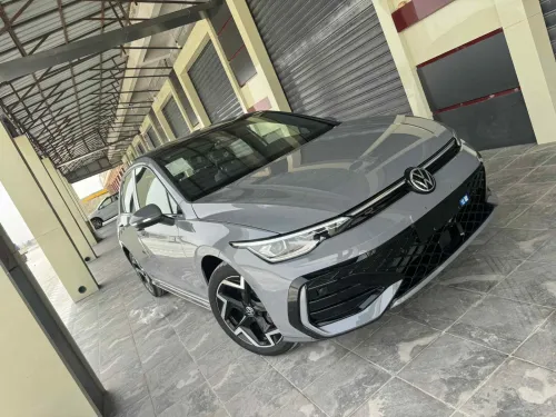 Volkswagen Golf 8,5 2025 R-line