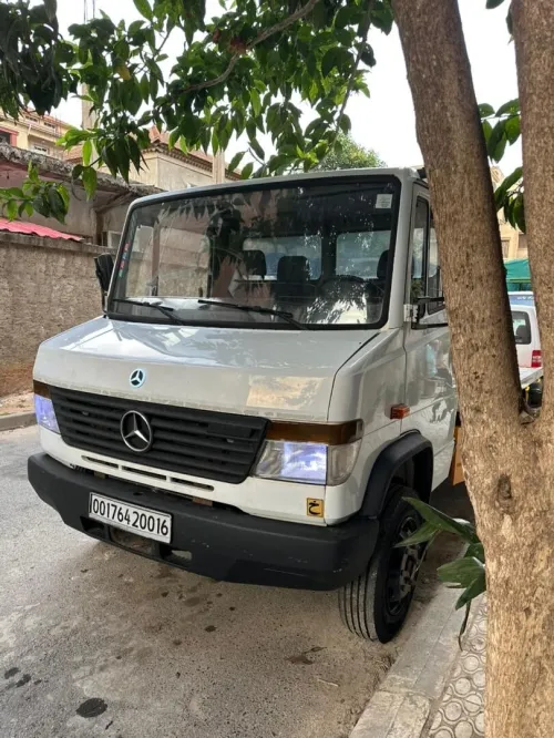 Mercedes Camion 2000