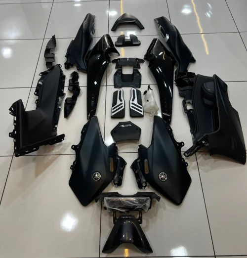 Carénage tmax 562 disponible