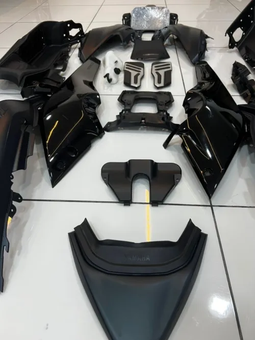 Carénage tmax 562 disponible
