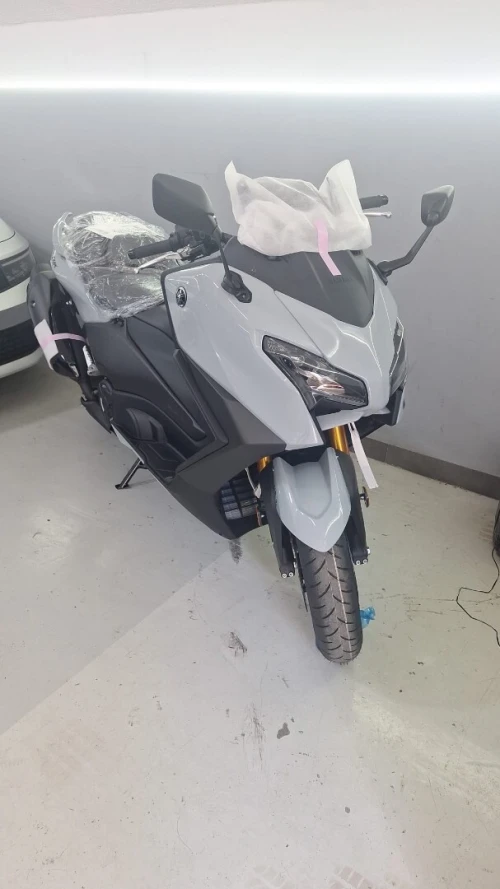 Yamaha T max 2026