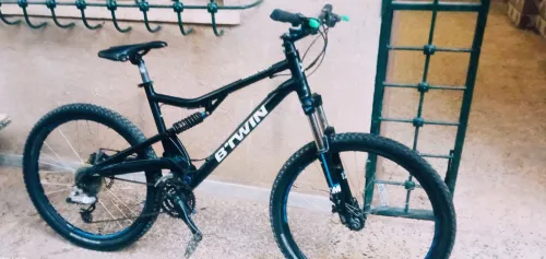 VELO VTT BTWIN ROCKRIDER 500S DOUBLE AMORTISSEUR