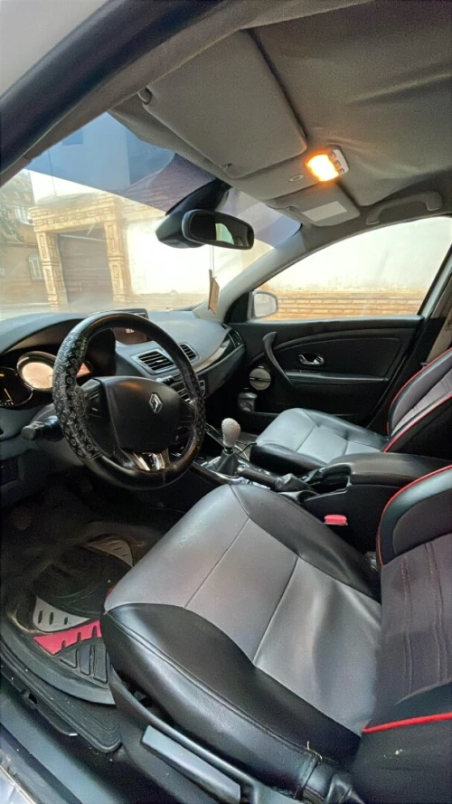 Renault Megane 3 2014 Bose