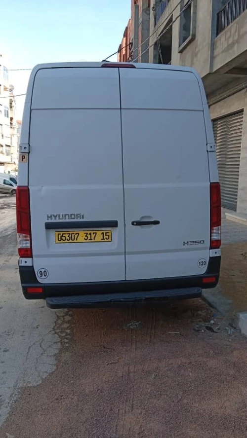 Hyundai H350 2017