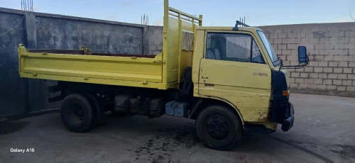 Toyota B30 1984