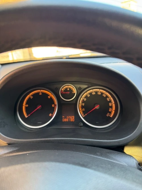 Opel Corsa 2011 Enjoy Limited