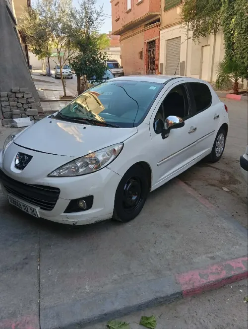 Peugeot 207 2012 207