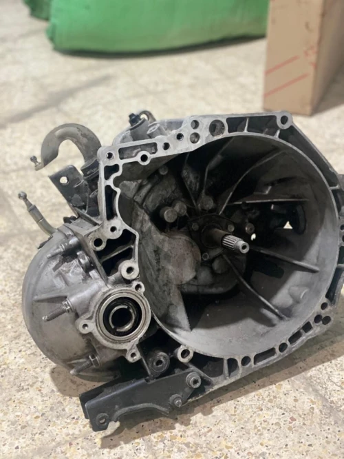 Une demi boite manuelle pour un moteur 1.6 hdi