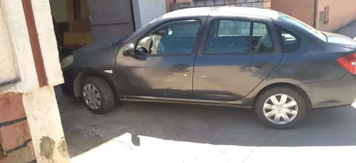 Renault Symbol 2009 La bas