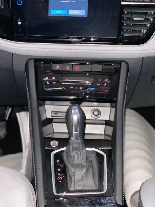 Volkswagen Jetta 2025 Va5