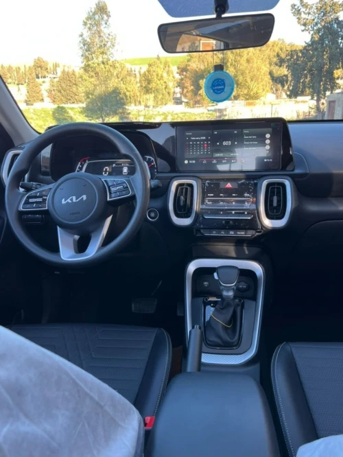 Kia Sonet  2025 Luxury