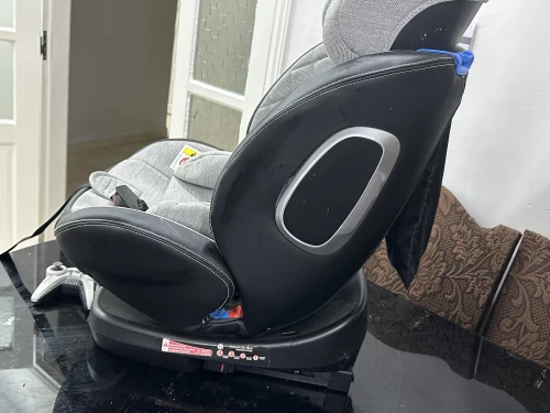 Siège auto Bebe  marque kidilo yarfad hta 36 kg jamais utilisé chrito b 3 millions 500 habit nbi3o b 3 millions