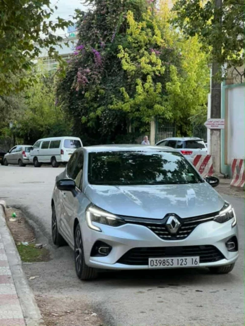 Renault Clio 5  2023 