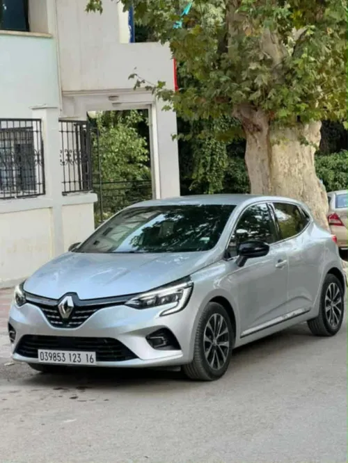 Renault Clio 5  2023 