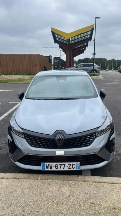 Renault Clio 5  2025 E-tech