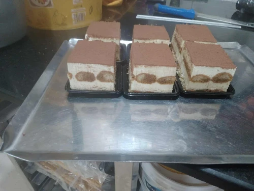 Chef pâtissier cherche travail 