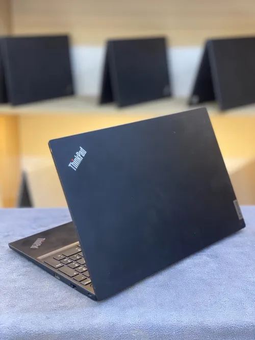 Lenovo ThinkPad L15 / Ryzen 7 4700u / 16Go / 256 SSD / 15.6 FHD