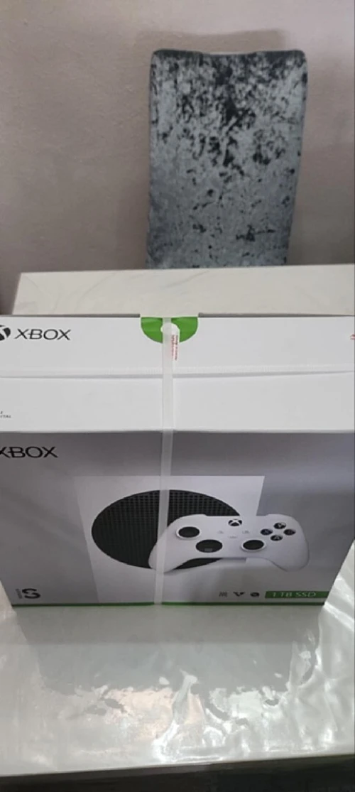  Xbox Series S 1To(2025) + 2 Manettes Originales  