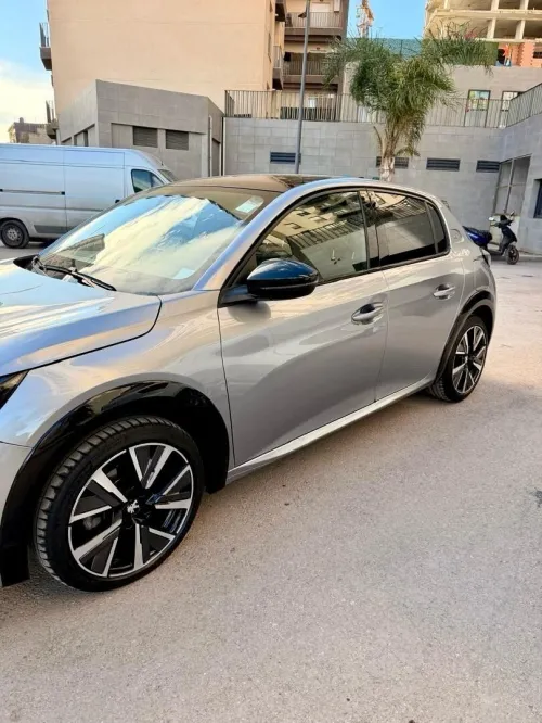 Peugeot 208 2023 GT