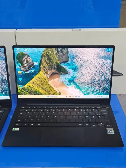 LAPTOP SAMSUNG GALAXY BOOK2 PRO INTEL CORE I5 1240P DDR4 8GB SSD 256GB