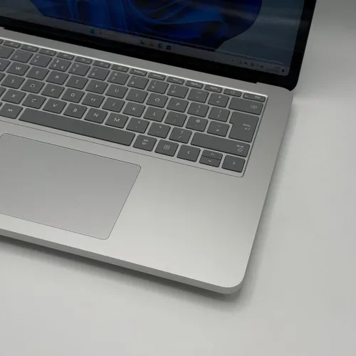 MICROSOFT SURFACE STUDIO Tactile / 11th I7-11370H / NVIDIA RTX 3050Ti / 14.4" QHD+ 120Hz