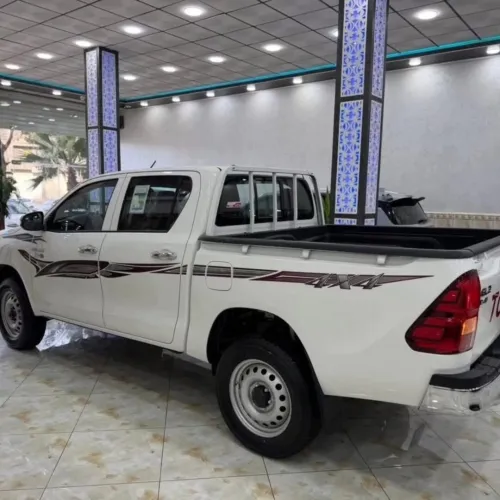 Toyota HILLiX 2025 