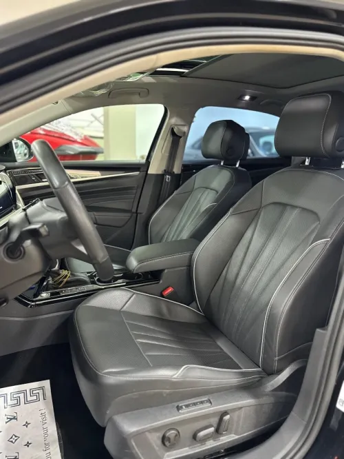 Volkswagen Passat 2024 