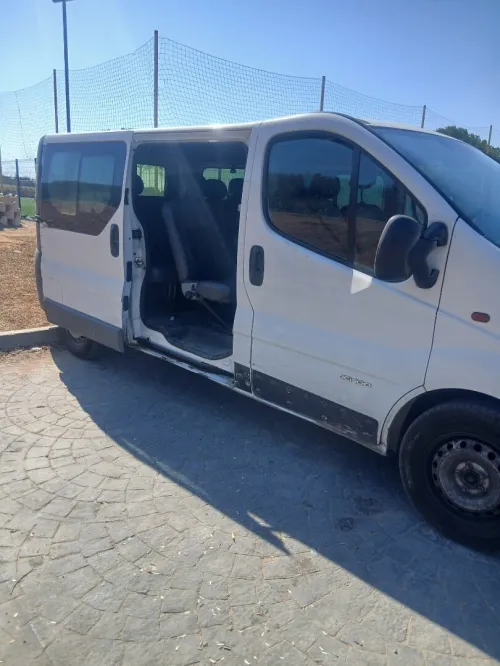 Location fourgon 9places avec chauffeur