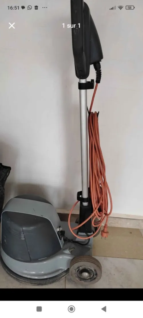 Monobrosse à vendre 