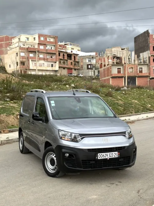Fiat Doblo 2023 Comercial