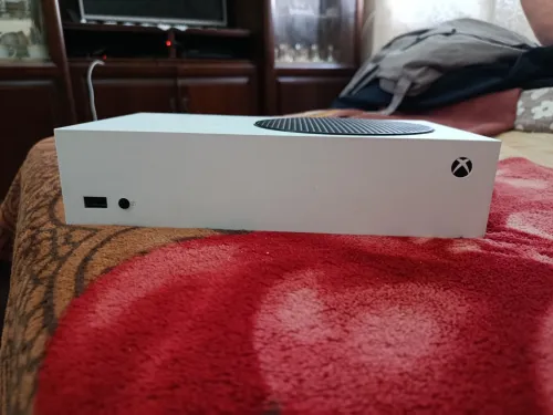 Xbox series 500GB + chargeur piles + method cp jeux