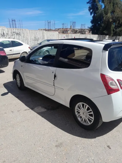 Renault Twingo 2012 La toute avec toit ouvrant