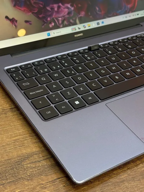 Huawei MateBook D14 2K Ryzen 5 5600U - 16Go Ram - 512Go SSD - AMD Radeon Graphics
