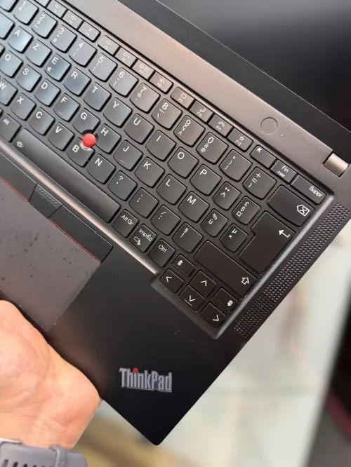 Lenovo ThinkPad X13 FHD - i7 1370P - 32Go - 512Go SSD - Intel Iris Xe Graphics