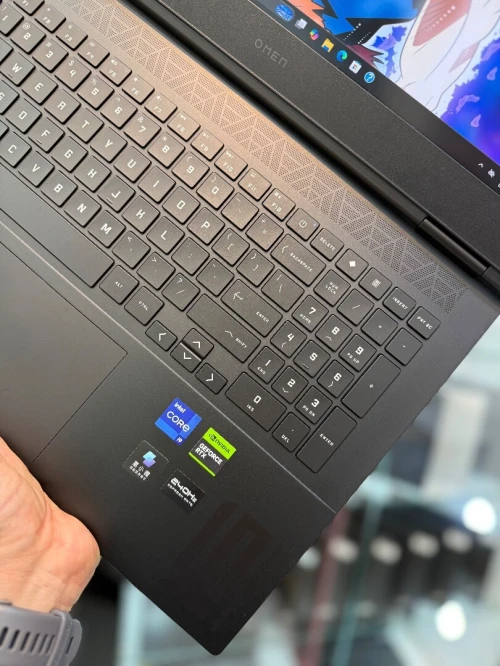 Omen 16 2K 240Hz - i9 13900HX - 32Go - 1To SSD - Nvidia GeForce RTX 4060 8Go