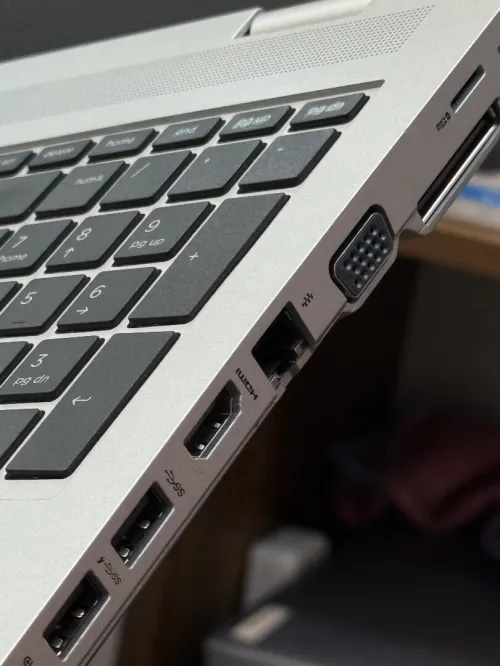 HP ProBook 450 G5 - i5 8250U - 8Go - 256Go SSD - Intel UHD Graphics