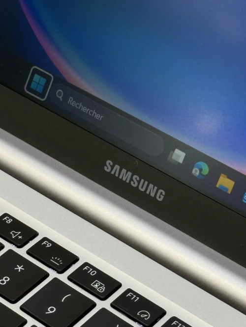 Samsun Galaxy Book 4 FHD - Intel Core 5 120U - 16Go - 512Go - Intel R Graphics