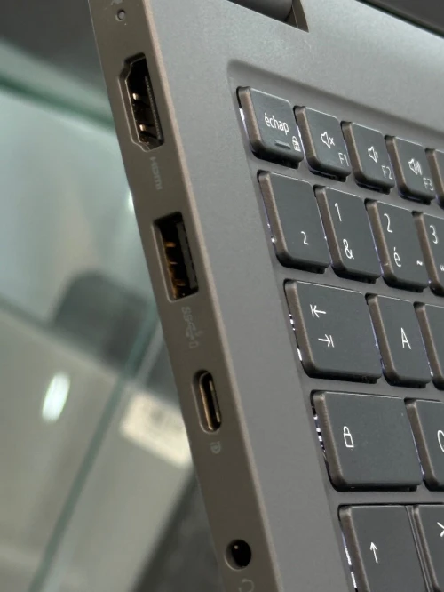 Dell Latitude 3430 14" FHD - i5 1235U - 16Go - 512Go - Intel Iris Xe Graphics